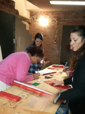 προετοιμασία του Χριστουγεννιάτικου bazaar 2012
